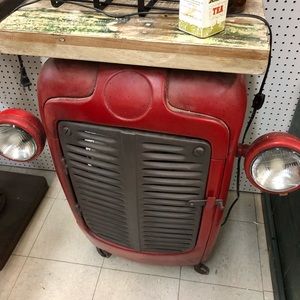 Meet your Posher, Jillian